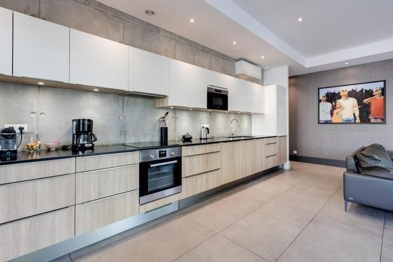Le Kube - Appartements De Prestige Au Centre D'آنسي المظهر الخارجي الصورة